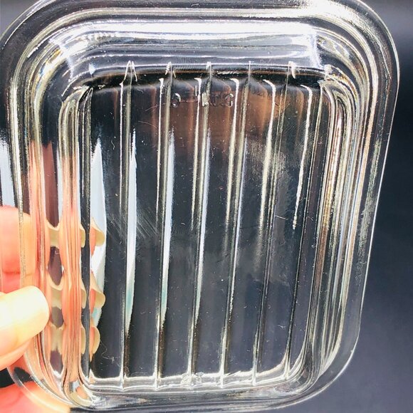 Vintage PYREX Turquoise Amish Butterprint Fridgie 501 with Lid -1.5cup - Picture 11 of 13